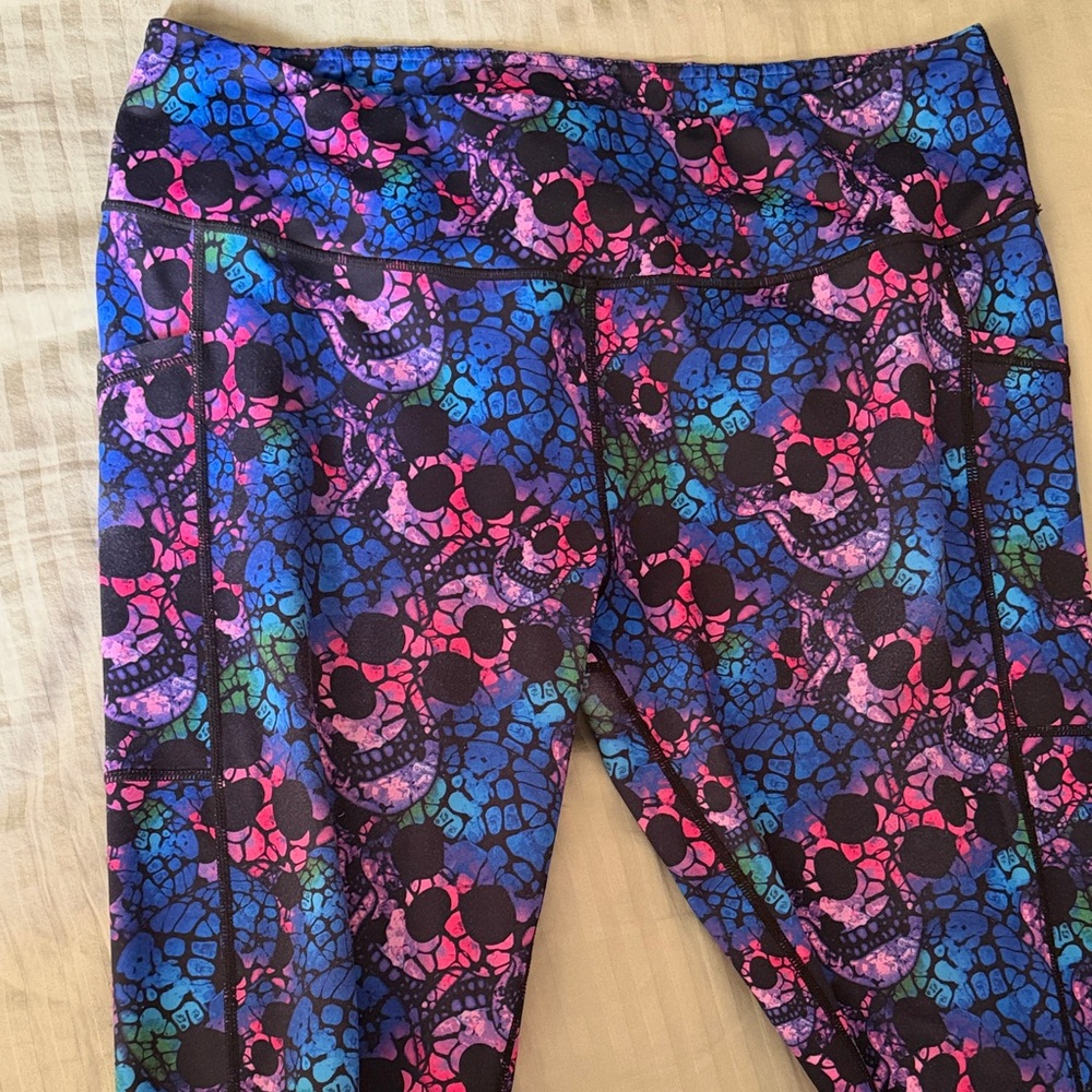 CVG- full length- ‘Shattered Skulls’ - Picture 7 of 7